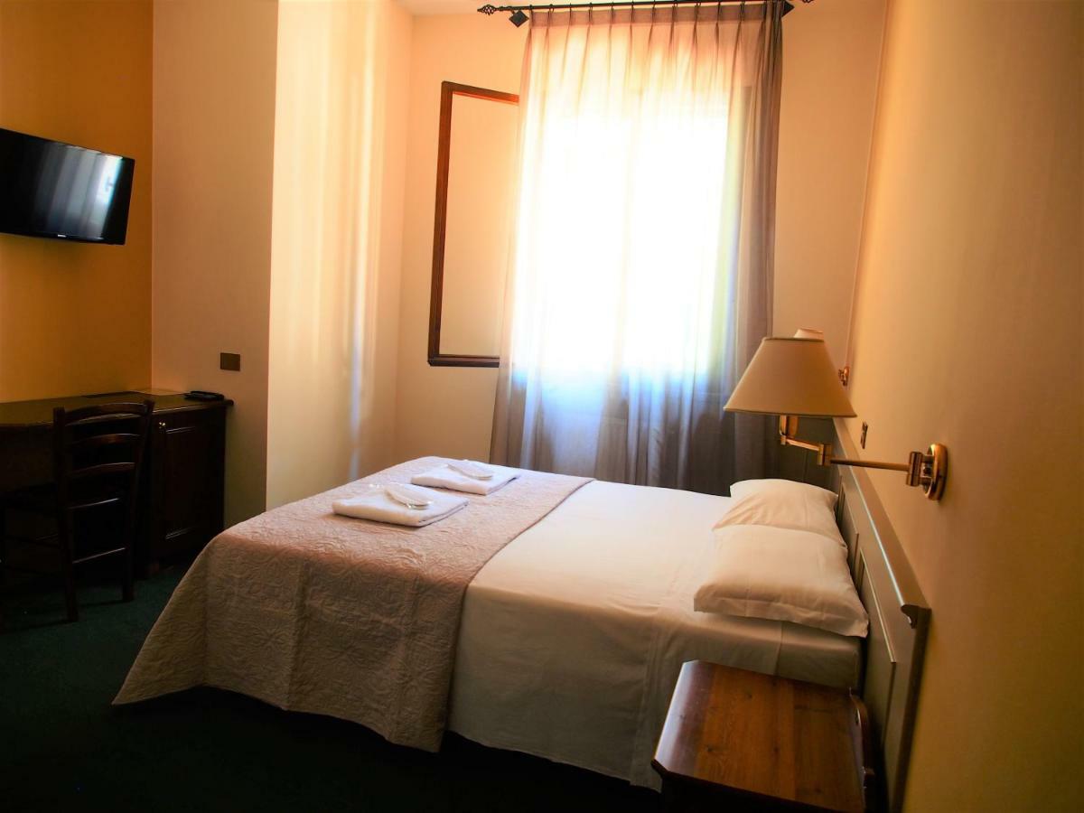 Hotel Parco Fola Albinea Bagian luar foto