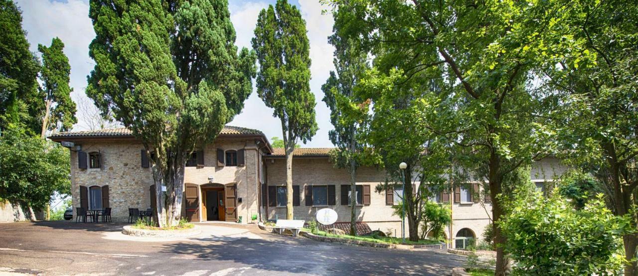 Hotel Parco Fola Albinea Bagian luar foto