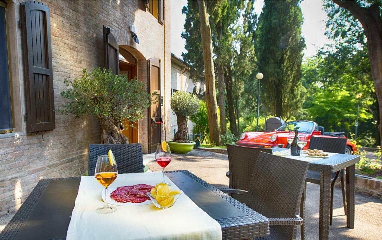 Hotel Parco Fola Albinea Bagian luar foto